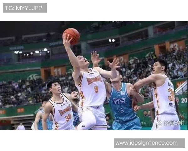 马斯特里与登博思的激烈对决分析及比赛精彩瞬间回顾